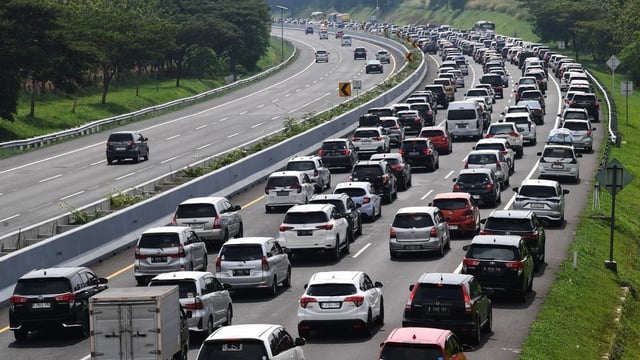 Arus Balik Lebaran 2025: 1,1 Juta Kendaraan Masuk Jakarta Lewat Tol