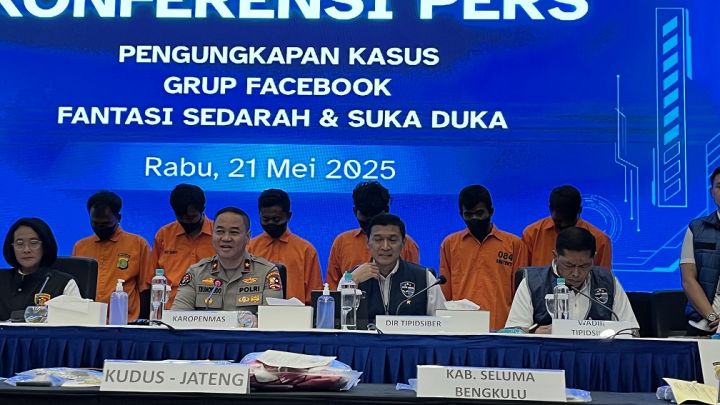 Polisi Ungkap Peran 6 Tersangka Kasus Grup Facebook ‘Fantasi Sedarah’ dan ‘Suka Duka’